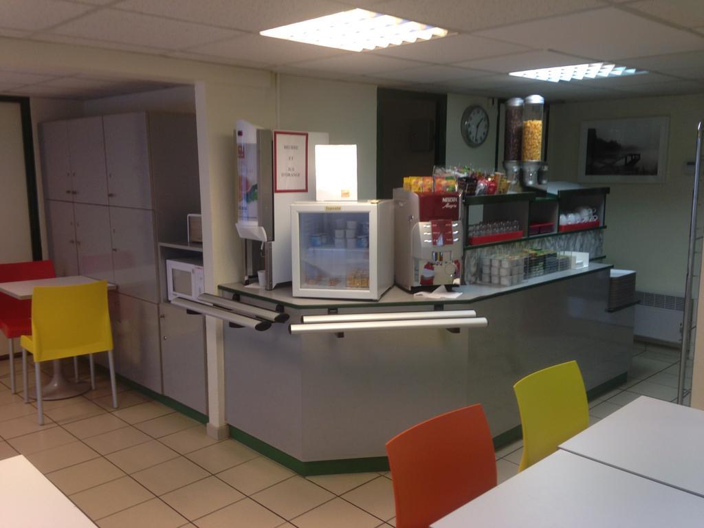 Premiere Classe Niort Est La Creche Екстериор снимка